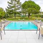 فندق Parc Du Landreau ليزيربييه