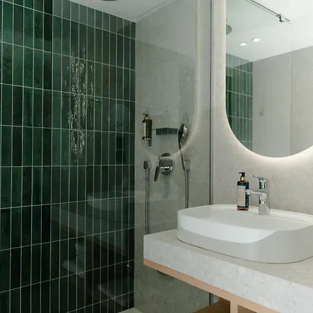 Parc Du Landreau Hotel 4*