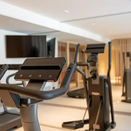 Hotel Parc Du Landreau 4*