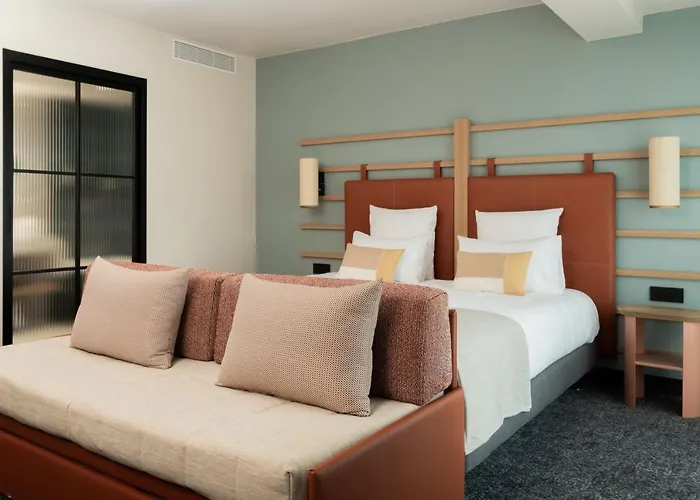 Hotel Parc Du Landreau