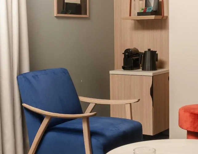 Hotel Parc Du Landreau 4*