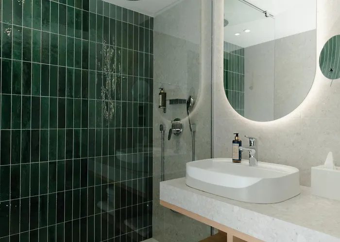 Parc Du Landreau Hotel 4*